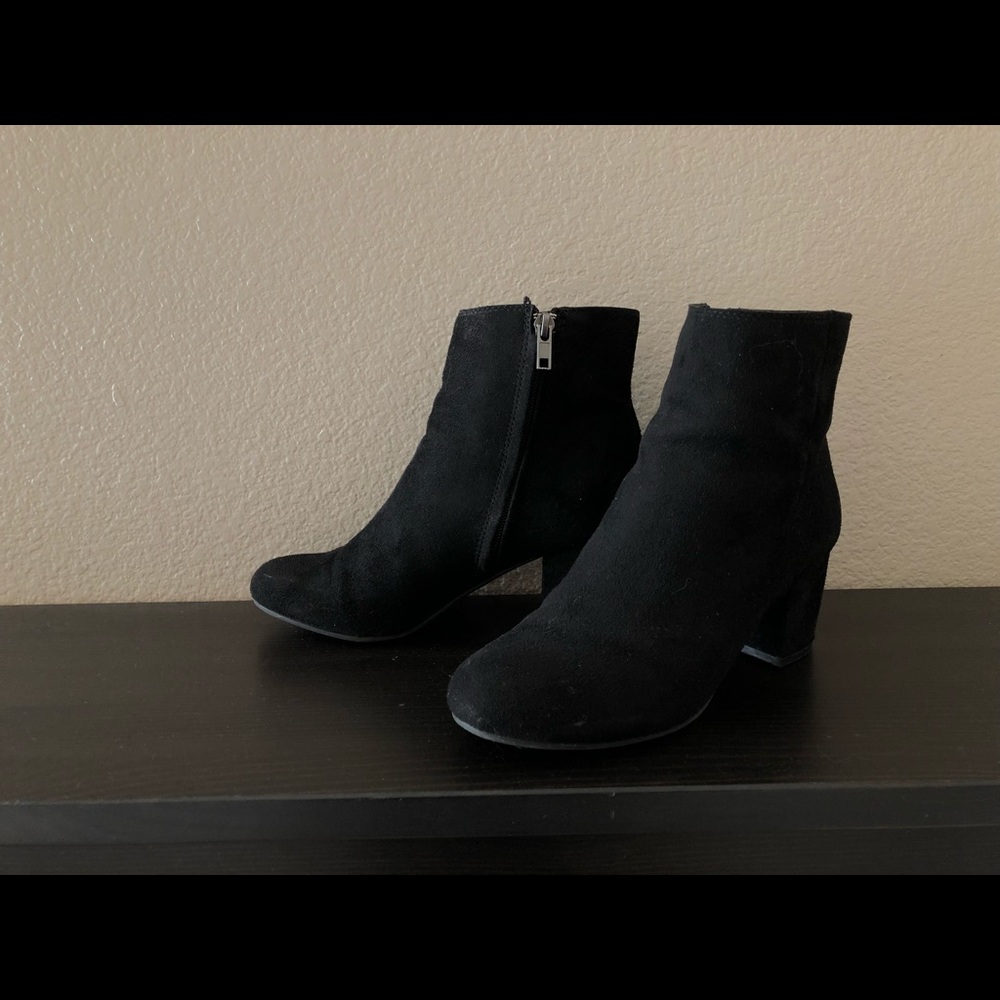 Black suede boots